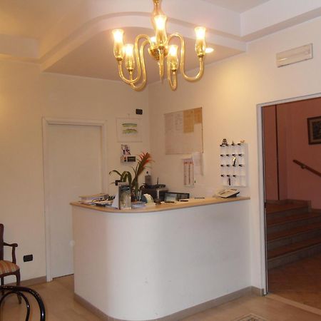 Hotel Ferrara San Benedetto del Tronto Exterior photo