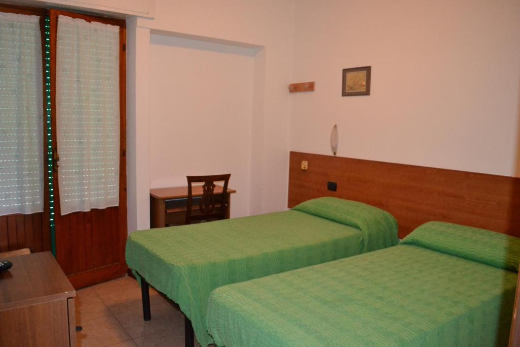 Hotel Ferrara San Benedetto del Tronto Room photo